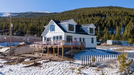House on Pond in Idaho Springs with Hot Tub - New Construction Custom Built!