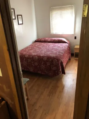 Two bedroom cottage  - Family owned/operated since 1923.