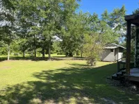 Peaceful cottage on 12 acre horse farm McClellanville