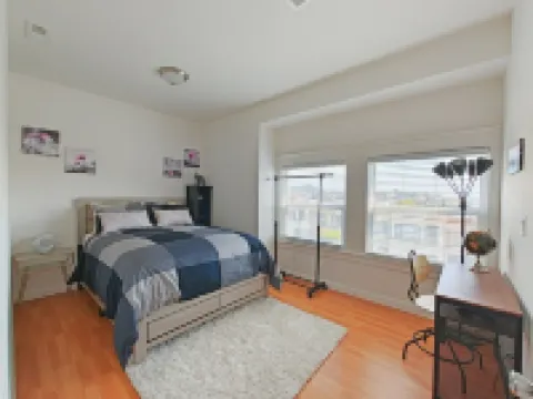9 - Peaceful & Spacious 4B2B Upper Unit near FW