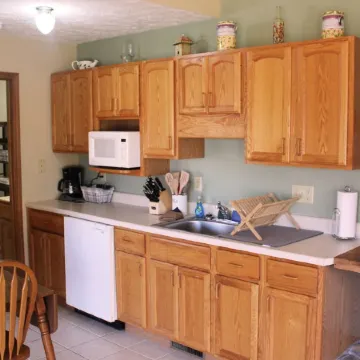 Minutes from Giant City - SIU - Shawnee Winetrail - Cedar Lake - Shawnee Forest!