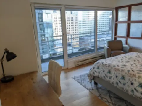 Get a Bird's Eye View Then Delve In Hotels in Pike Market District