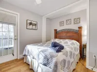 Secluded Retreat Near Ski Resorts: Hot Tub, BBQ Hotels in Tunkhannock Township