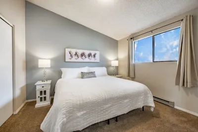 Autumn Retreat: 2Br. Near Beach. Relax - 201 Birch Bay State Park附近的飯店