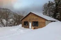 Valley Lodge w/Hot Tub & Arcade. - 3-Sterne