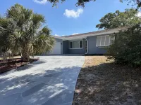 Home close to Indian Rocks Beach and Taylor Park