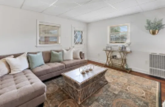 Stylish 1BR Apartment in Cape May