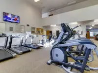 Cozy Condo w/ pool & gym in prime McCall location Các khách sạn ở Mccall