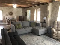 Wolff Heim - Historic Country Home in D'Hanis