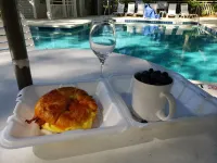 YOUR ISLAND GETAWAY! 3 BR Near BEACH - Incl GOLF & Tennis for 4 Daily at Westin