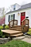 Cheerful 3 bedroom fully renovated cottage home Hotels near Antioch Park