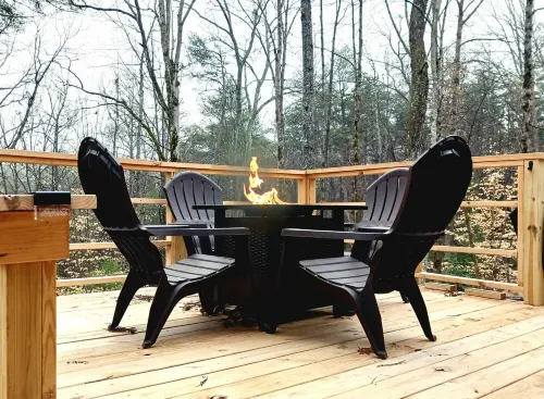 Romantic A-Frame Cabin with Hot Tub + Netflix