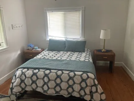 Not Available since 2022, Unable to Reach Vrbo, Contact Hiddenpondsrvresort?