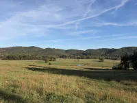 Historic Farmhouse/privacy/breathtaking views -Facebook @Valley View Escape, LLC