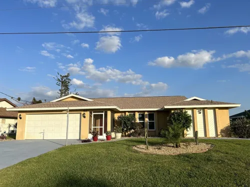 Retreat with Screened Heated Pool Overlooking the Golf Course 3BR/2BA Rotonda West住宿飯店