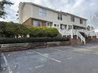 Karen's Place- Centrally located near RDU, Downtown, North Hills and more! Hotels near Audio Advice