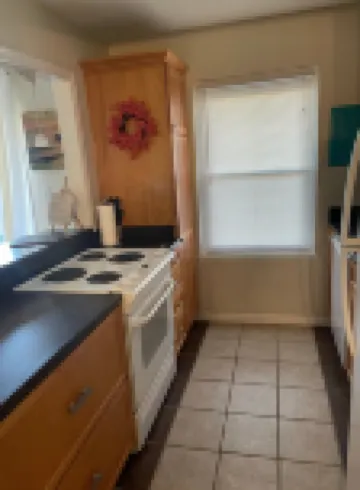 Lovely 2 bedroom condo walking distance to Beach Condominium - Entire home