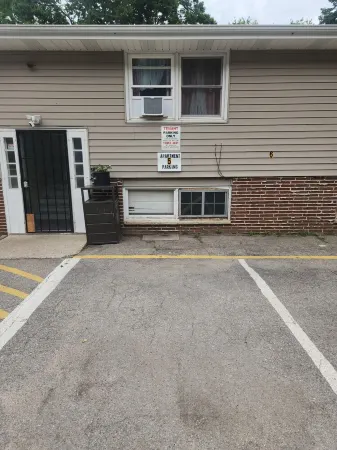 Welcoming, Wonderfully Cozy 1 bdrm Apt