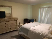 Recently Remodeled, Very Comfy Condo Near Disney, Universal and Sea World.