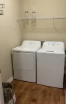 Luxurious Fully furnished  2bedroom 2 bathrooms 3rd floor apartment!