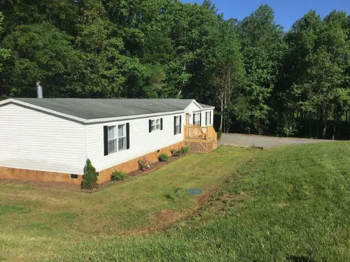 Escape the City! Plain Outside; Gorgeous Inside; Huge Horse/Cattle Farm