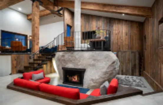 Luxury View Home - Hot Tub-Fire Pit-perfect for 2 Couples or 1 family