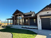 NEW! Park Place Bear Lake - Luxury Family Reunions with Pool & Beach Access - 4-Sterne