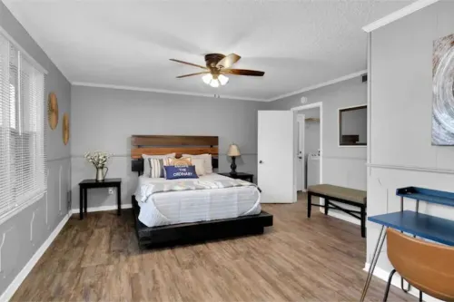 Modern Farmhouse 4 Bedroom Home Away From Home