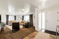 Located near the mouth of American Fork Canyon Hotels in Highland