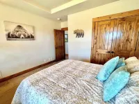 Montrose Quiet Country Home with a View on 3 Acres! Hotels in Montrose County