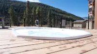 NEW! Luxury Keystone Condo with Mountain Views