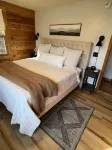 New to VRBO Cozy Sugar Hill Cabin 2 min to the slopes Sugar Mountain Resort附近的飯店