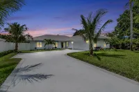STUNNING COASTAL MODERN 3 BED POOL HOME MINUTES TO THE BEACH AND ATLANTIC AVE.
