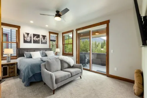 NEW! Single family home w/ Rooftop Deck & Salt Water Hot Tub