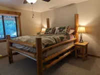 Whippoorwill Cabin, a pet-friendly retreat in Swan Valley