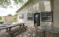 Luxury Living in a Country Setting and Minutes to Lubbock!