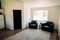 Glacier Peak - A cozy cabin minutes away from Glacier National Park