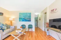 Azul Oceano Cottage Oasis 5 Min Downtown and Beach