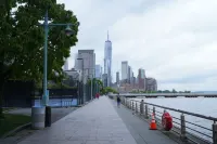 3Br 2BA Urban Nook, 30 Min to NYC + Free Parking