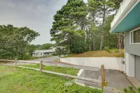 Cape Home w/Oceanview, Roof Deck Pool & Hot Tub