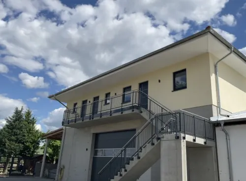 White wine apartment with panoramic view