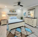Spanish Springs Lake Sumter 1750 sq ft Renovated 3/2 House In The Villages Hotels near Hacienda Hills Golf & Country Club