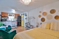 Cozy, quiet, and private guest house central to Abilene!