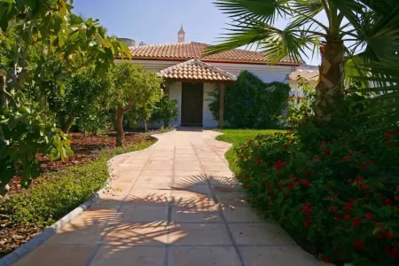 Heated pool.Central A/C Stunning Views Almunecar Luxury Countryside Villa