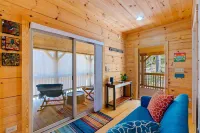 NEW Cabin 15 min to Asheville with Blue Mountain Views!