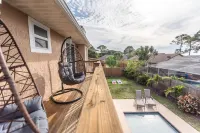 Casa Espacio - Fun Family Pool Home w/ Hot Tub & Game Room!