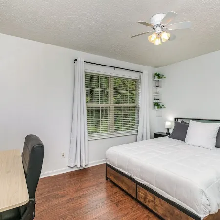 Modern Kentucky Retreat Near Ark & Cincinnati!