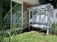 Charming, newly renovated house, a few steps from bike path. - 3 tähden
