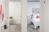 Modern Themed 3 Bedroom Apartment with-in Walking Distance of Downtown JC