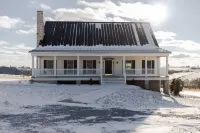 The Gathering: Premier Large Group House in Holmes County Hotels in Berlin Township